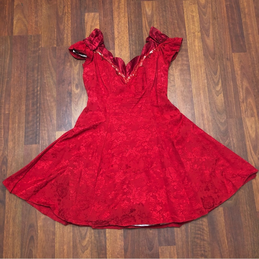 Vintage red swing dress